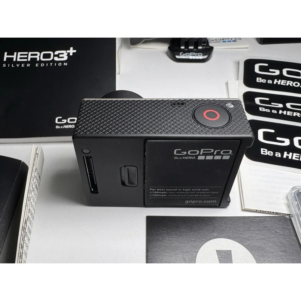 GoPro HERO‎ 3+ Action Camera, Battery , Charger, 32gb SD Waterproof Cases Manual